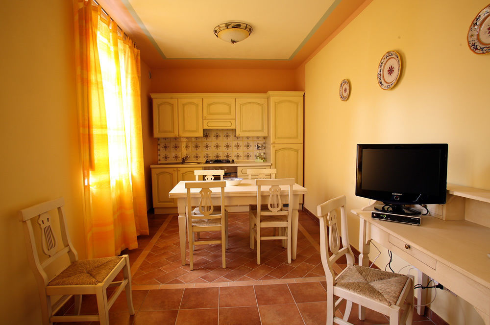 Residenze L'Uncinaia Holiday House Pérouse Extérieur photo