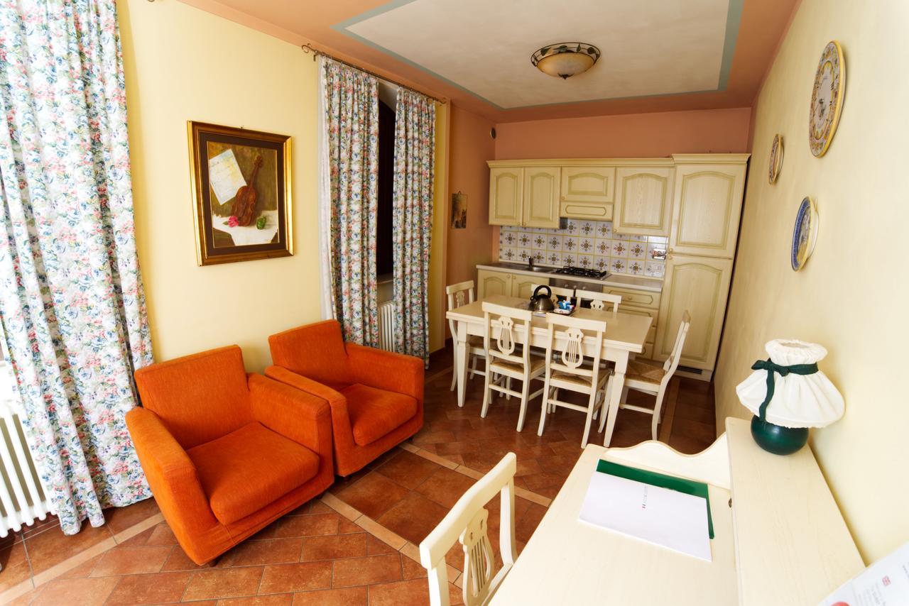 Residenze L'Uncinaia Holiday House Pérouse Extérieur photo