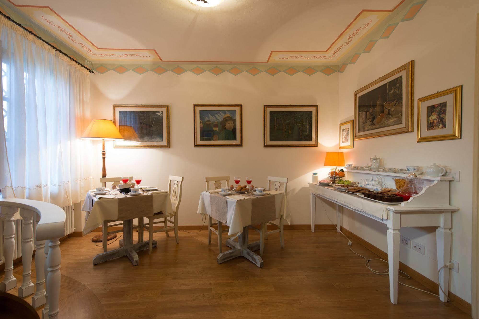 Residenze L'Uncinaia Holiday House Pérouse Extérieur photo