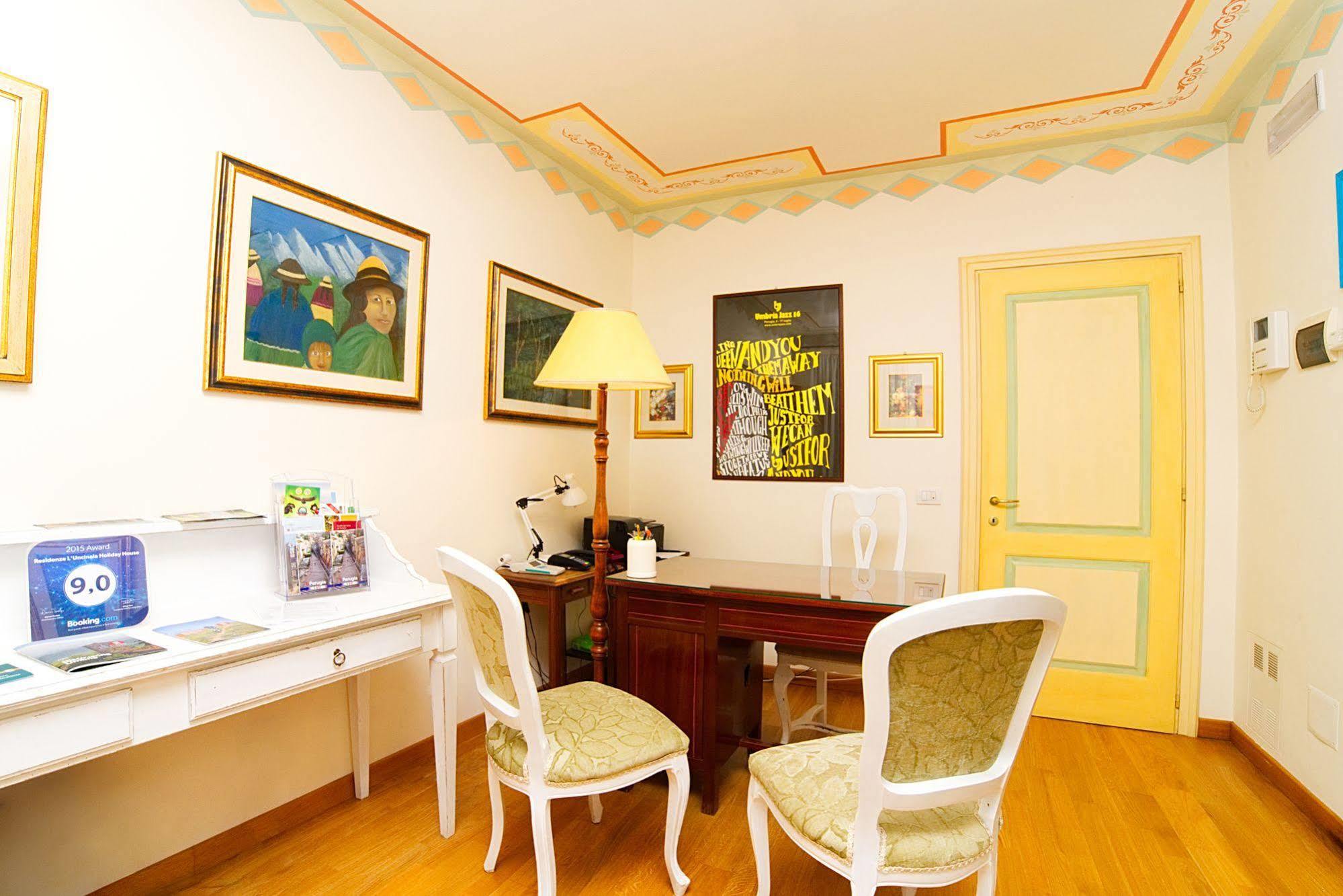 Residenze L'Uncinaia Holiday House Pérouse Extérieur photo
